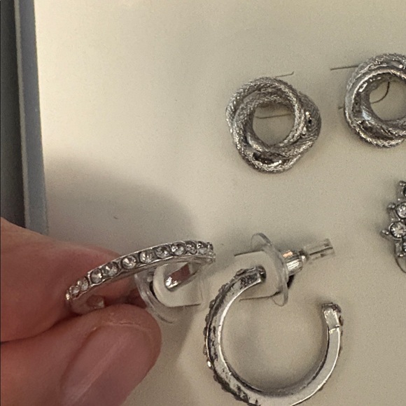 Silver Earring Set - Picture 5 of 6